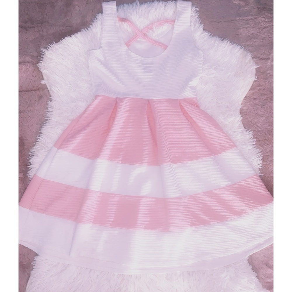 ๐โจ๐ธUnbranded Girls Pink & White Dress๐ธโจ๐ - Picture 2 of 2